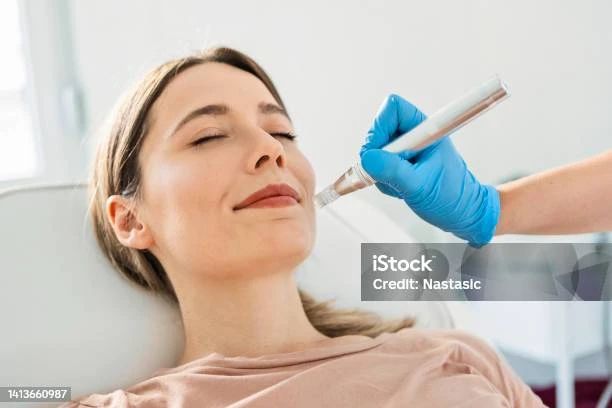 faq-pertanyaan-yang-sering-diajukan - Cara Aman Prosedur Kecantikan Kolagen untuk Kulit Elastis