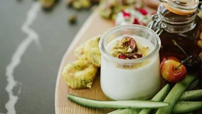 faq-pertanyaan-yang-sering-ditanyakan-tentang-cami - Camilan Kaya Kolagen dan Nutrisi Pendukung untuk Kulit Sehat